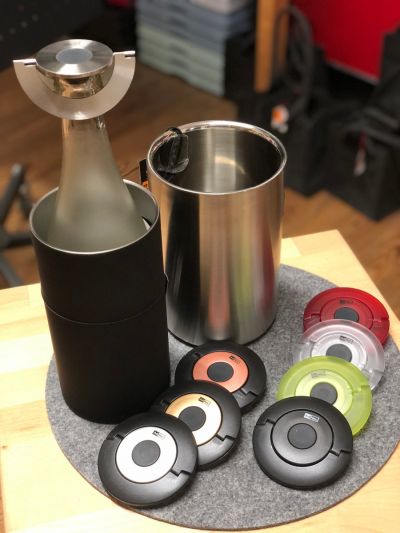 Sektverschluss mit schönen Motiven